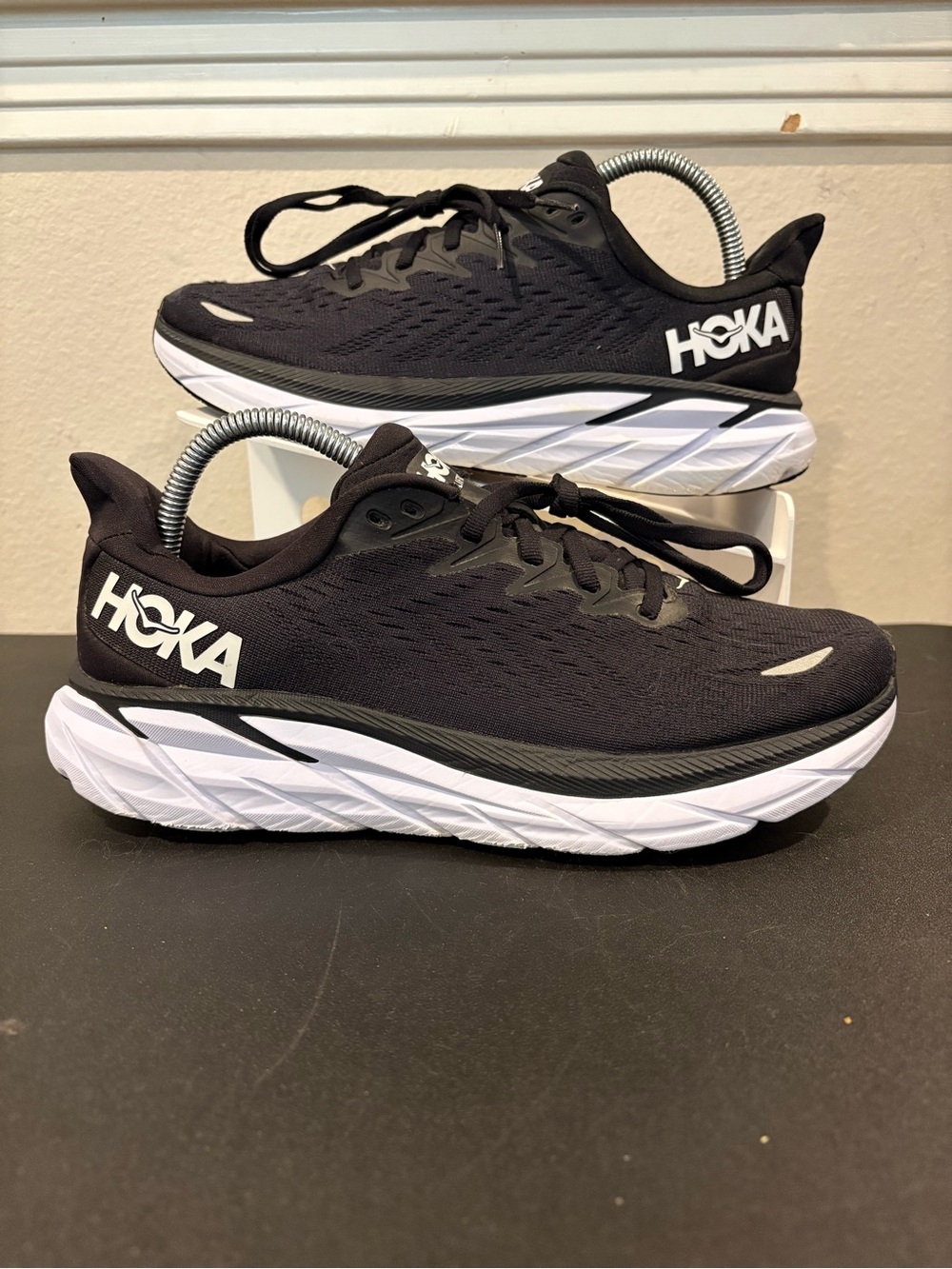 Hoka One One Clifton 8 Women's Size 9 B (Medium) Running Shoes Black
